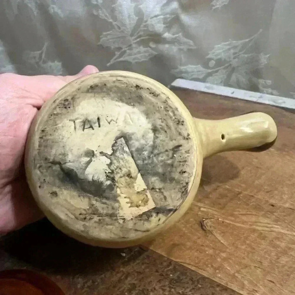 Vintage  Brown Glazed Lidded Soup Crock - Picture 4 of 5